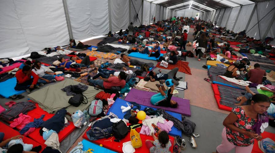 Migrant caravan reaches Mexico City