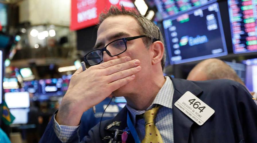 Stocks plunge for second straight session