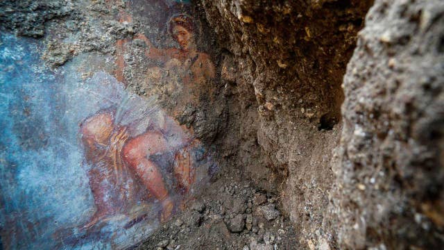 Stunning 'sensual' goddess fresco discovered in Pompeii