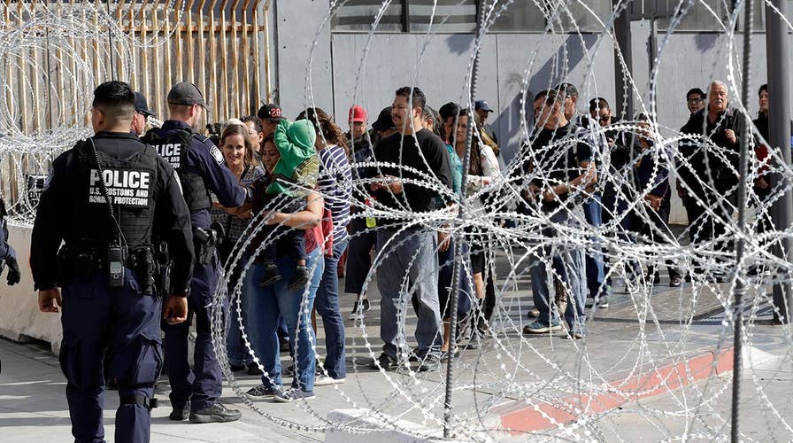 Should migrants in the caravan qualify for asylum?