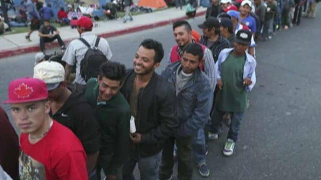 Report: Caravan migrants plan 'human stampede'