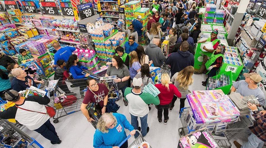 Black Friday shoppers hit stores for blockbuster deals