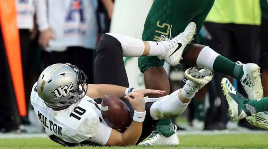 UCF star quarterback suffers a major knee injury during game