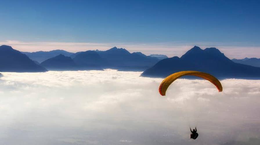 Skydiving instructor commits suicide by releasing harness midair