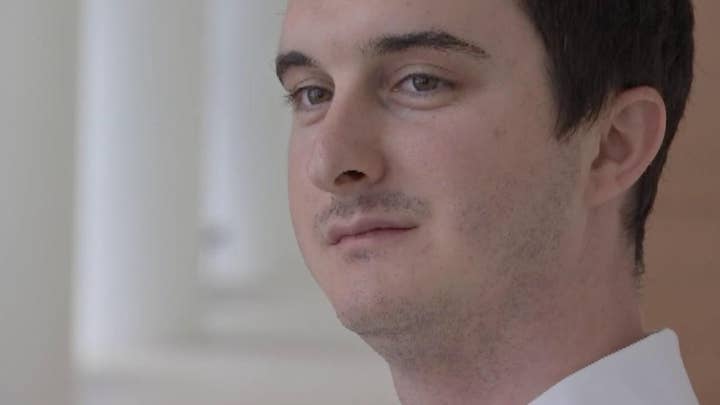 Felon turns life around, graduates college as valedictorian