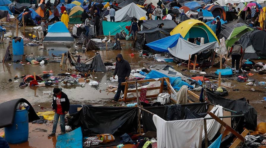 Migrants at US border launch hunger strike