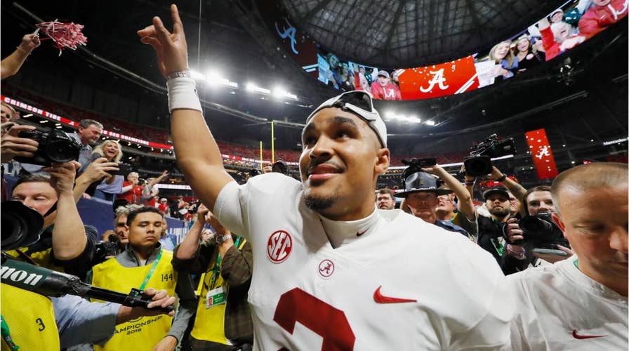 Alabama quarterback Jalen Hurts leads team to SEC win