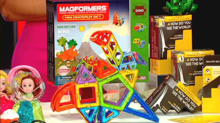 Pediatricians: Skip the electronics this holiday season