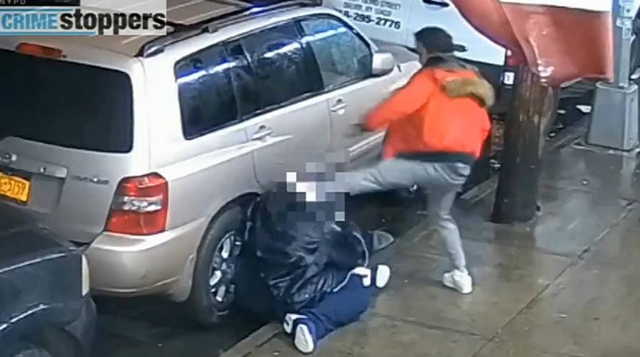 Warning, graphic content: Man beaten into coma on NYC street