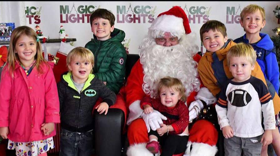 Tips to get the perfect family photo with Santa