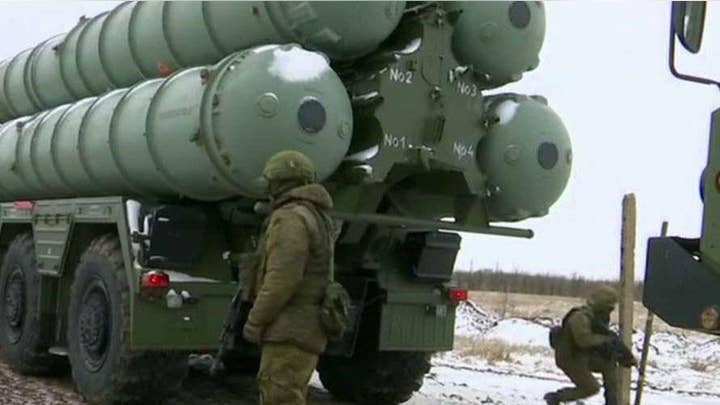 Russian military building up along Ukrainian border