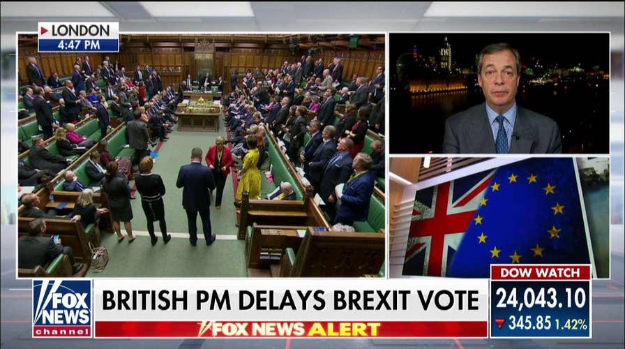 Farage Slams May After Delayed Brexit Vote: UK Moving Closer to 'Constitutional Crisis'