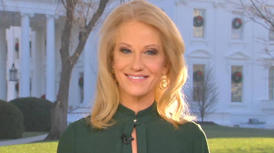 Conway to Dems: Do you want an open gov't or open borders?