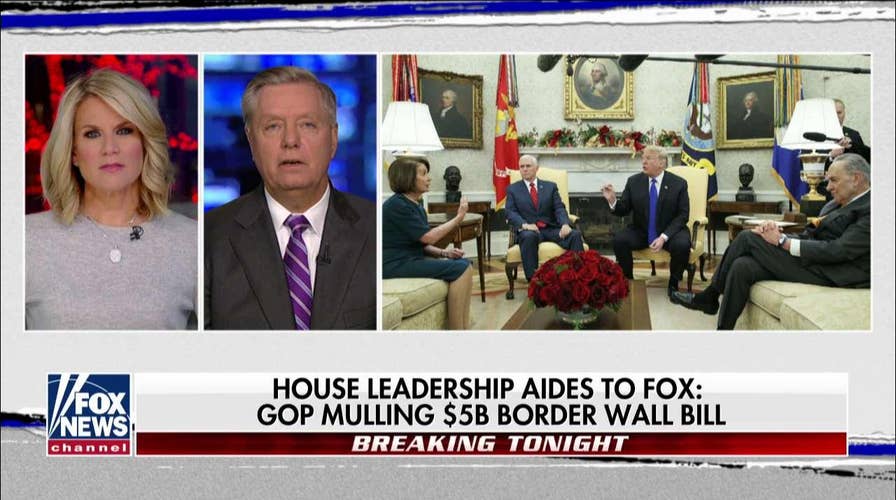 Graham Backs Trump on Border Wall