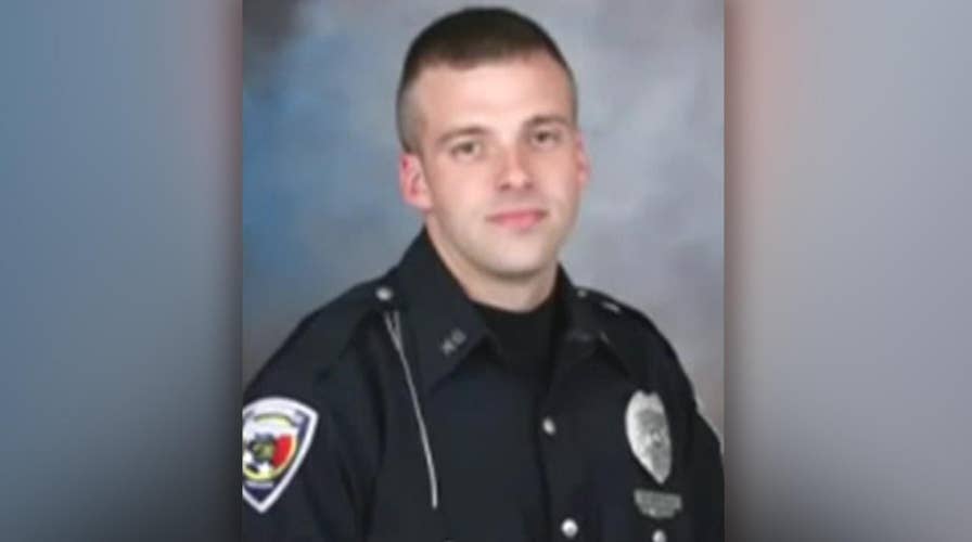 Officer killed in police chase in Indiana