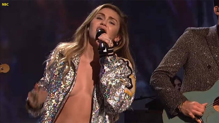 Billy Ray Cyrus Sex - Miley Cyrus' wildest moments, from nearly nude Vanity Fair ...