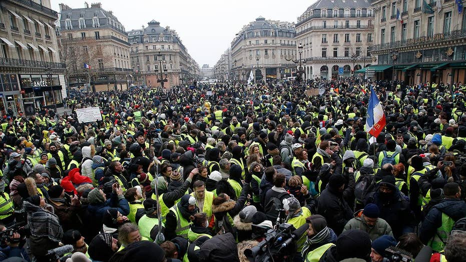 From Italy To Hungary France How Populist Movements In 2018 Protests Continue In France Despite Concessions From Macron