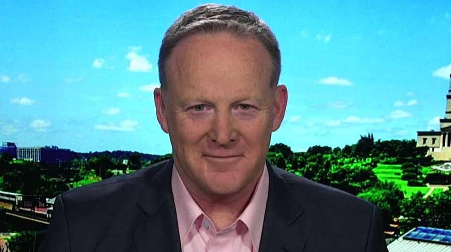 Spicer: Comey trying to deflect from his failures at FBI