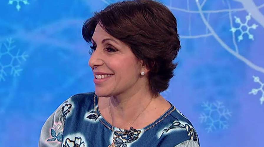 If you’re joining family for the holidays things can get tense, learn all the dos and don’ts of Christmas etiquette