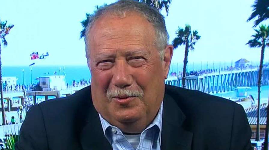 Is America's shrinking middle class in danger of being governed by a small, elite ruling class of tech billionaires?