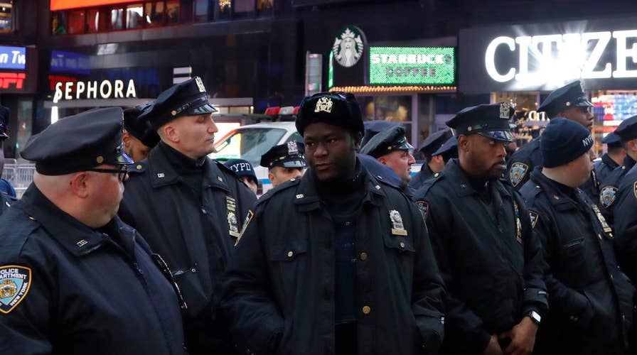 Police step up security ahead of Times Square New Year's Eve celebration