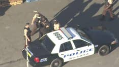 Florida man leads police on chase before slamming into railroad crossing