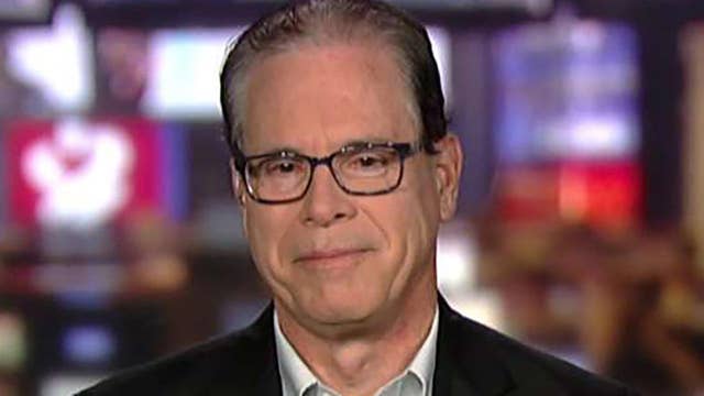 No budget, no paycheck? A new bill would withhold pay from Congress if a budget is not in place by the new fiscal year