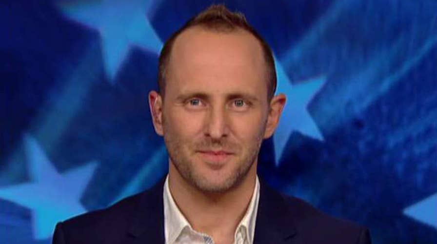 Venture capitalist: AI will replace blue-collar and white-collar jobs