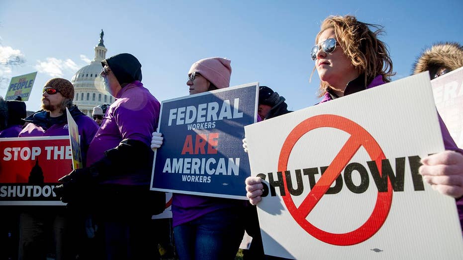 Congress approves measure to ensure federal workers are paid retroactively after shutdown