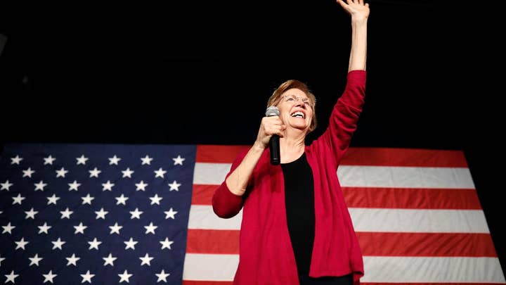 Senator Elizabeth Warren attends an organizing event at the Manchester Community College in New Hampshire