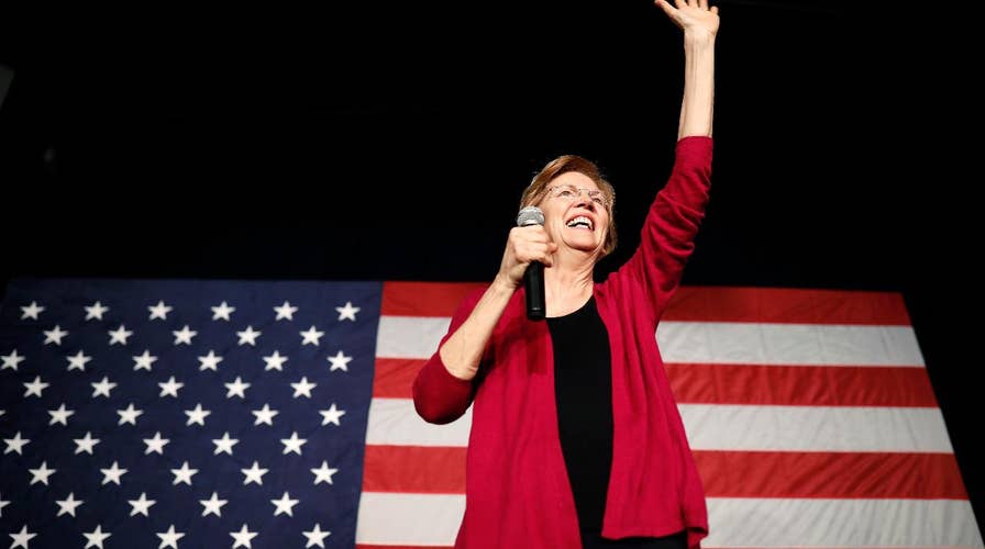 Senator Elizabeth Warren attends an organizing event at the Manchester Community College in New Hampshire