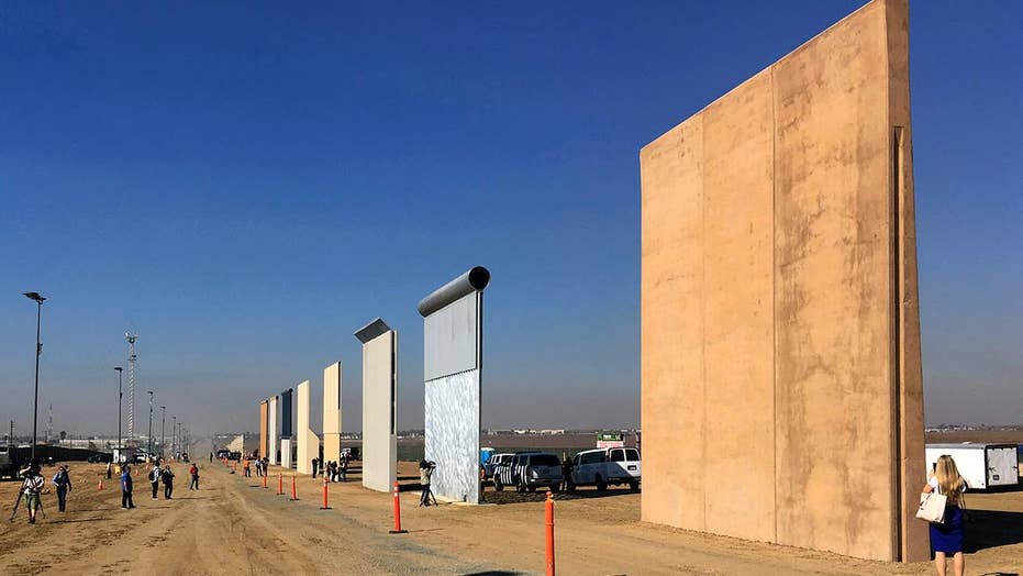 liz peek border walls