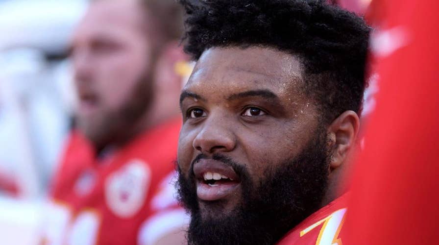 Kansas City Chiefs lineman rewards homeless man who got him out of bind with AFC title game tickets