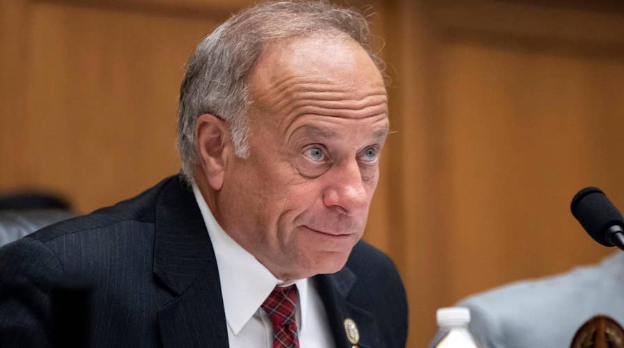 Rep. Steve King faces bipartisan backlash as Republicans and Democrats condemn his comments on white supremacy