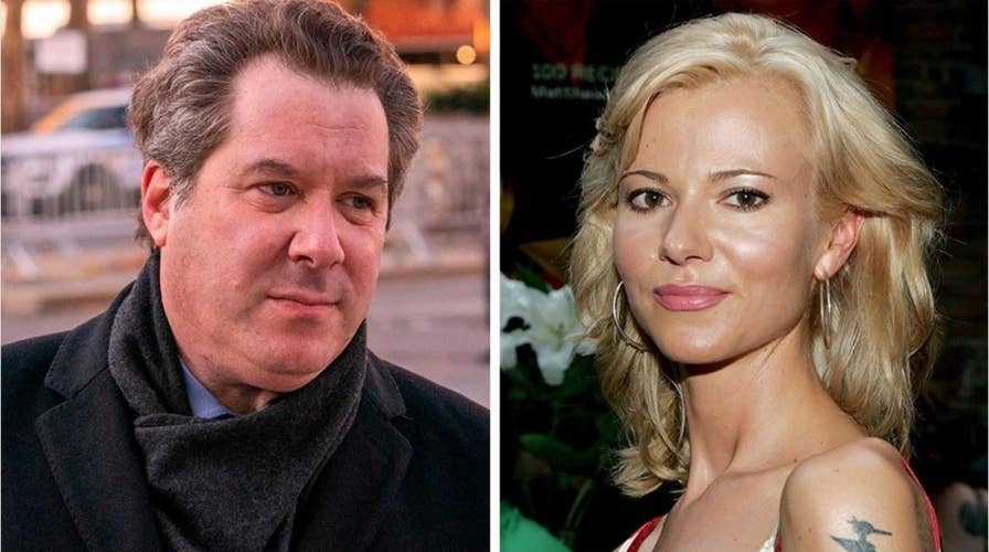 El Chapo attorney's affair, sexting steals spotlight at trial