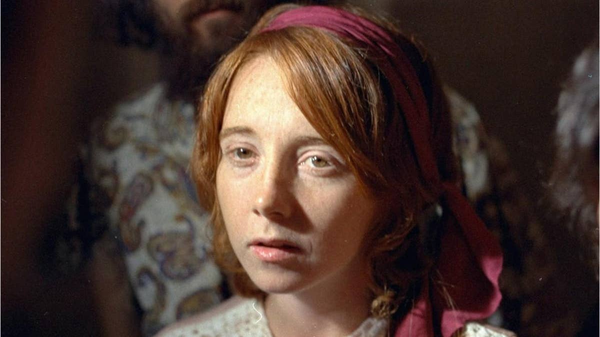 Charles Manson Follower Lynette Squeaky Fromme Says She S Still In Love With Cult Leader Fox News Charles Manson Follower Lynette Squeaky Fromme Says She S Still In Love With Cult Leader Fox News