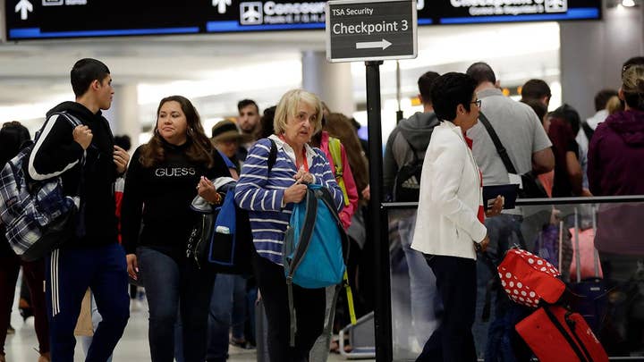 Thousands of flights delayed, canceled following weekend winter storm