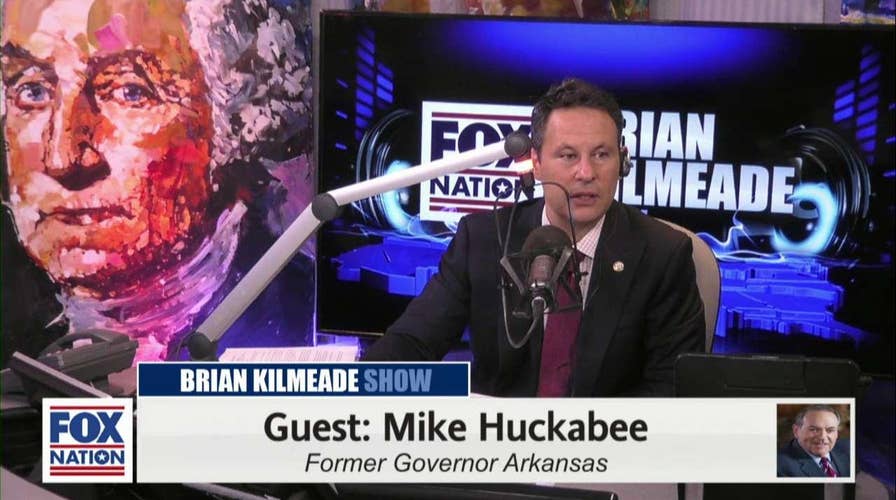 Mike Huckabee: Disappointed In Chris Christie's Book