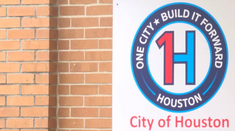 Houston unveils housing help for Harvey victims