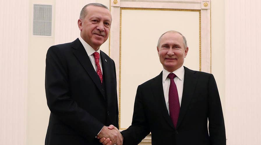 Putin, Erdogan meet in Moscow to discuss future of Syria amid US troop withdrawal
