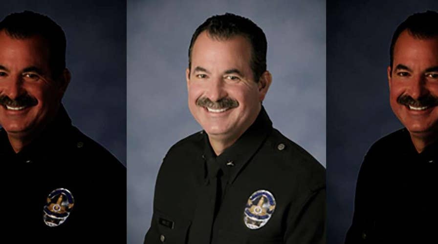 LAPD commander abandons cop car after wreck