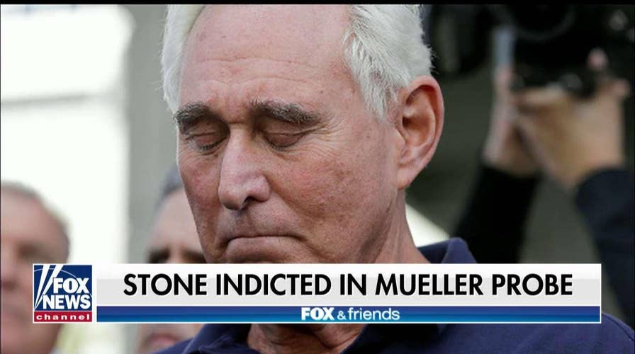 'It Was Just a Show': Dershowitz Says Stone's Arrest Was to Get Info on 'Real Target' Pres. Trump