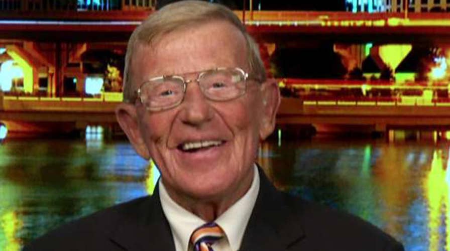 Can lawmakers stuck in gridlock learn from the grid iron?