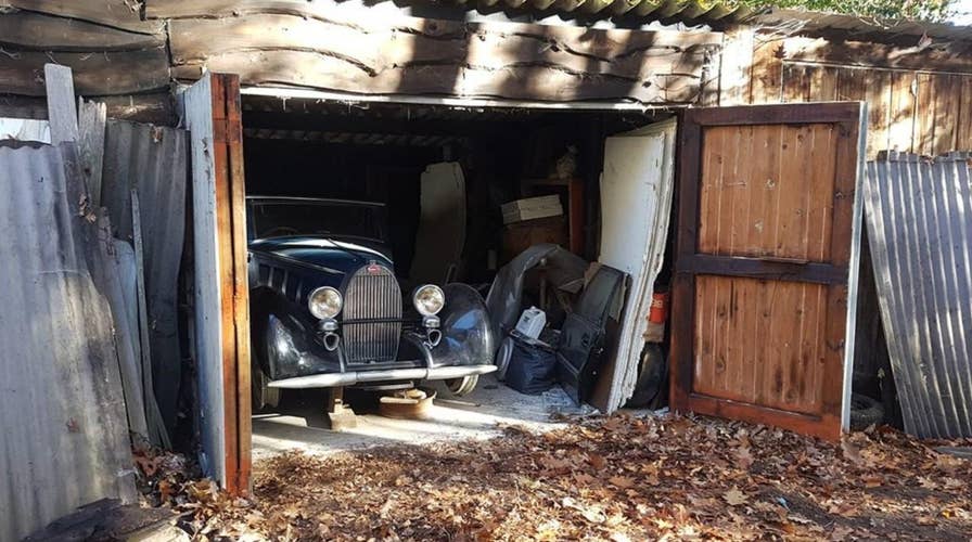 Million-dollar car collection hidden for years uncovered in poor artist's barn