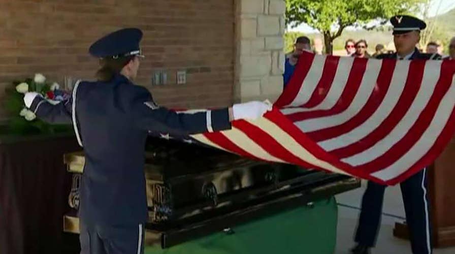 Thousands respond to viral appeal to attend funeral for Air Force veteran