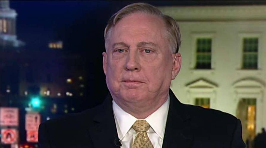 MacGregor: Army has brigades of engineers that can help build the border wall