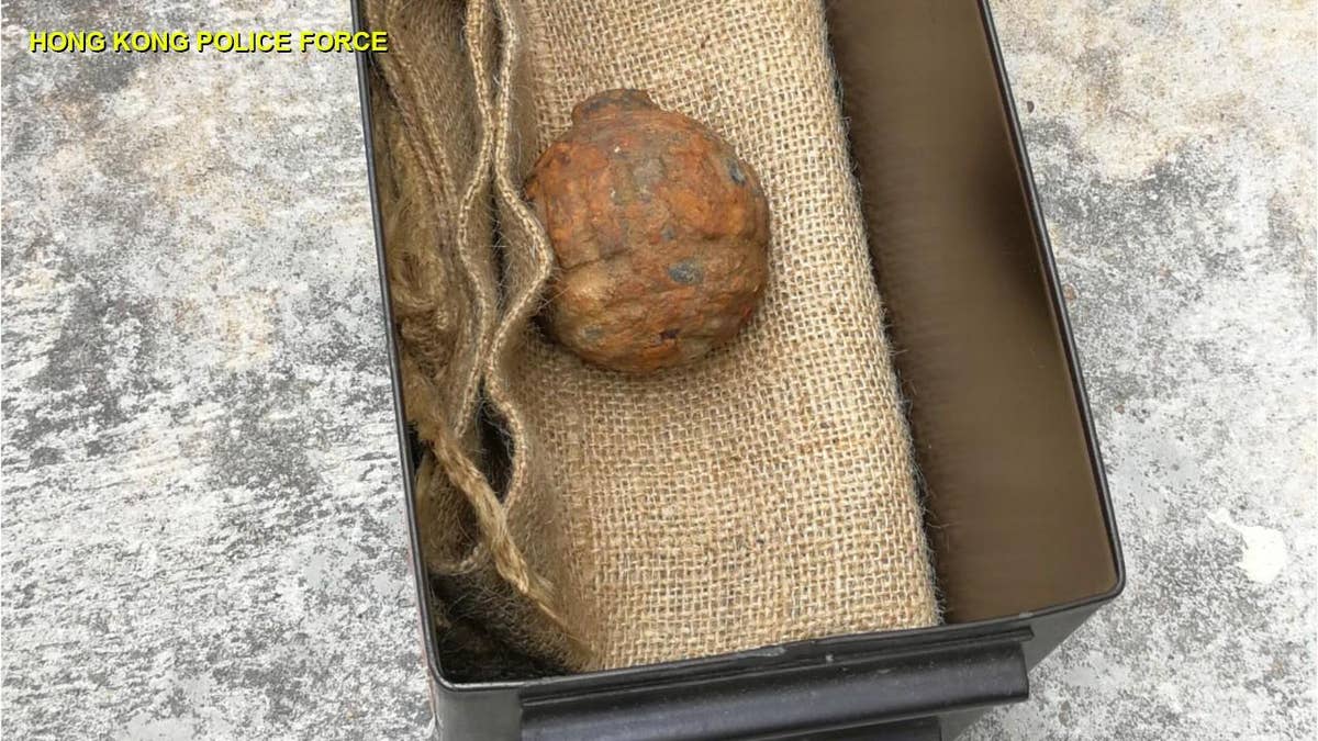 Gilles Sacksick、bolpot et grenade WWI grenade found in potato sack in chip factory | Fox News