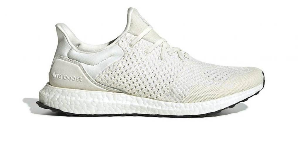 adidas pulls all white sneaker