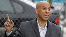 Cory Booker, other 2020 Dem presidential hopefuls introduce federal marijuana legalization bill