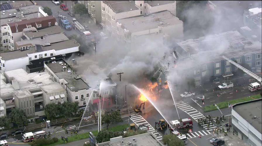 Raw video: Crews battle fire sparked by gas explosion in San Francisco's Inner Richmond neighborhood